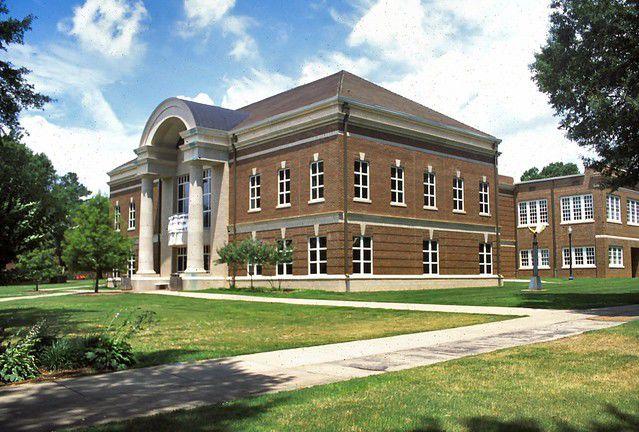 Although other universities like UALR have changed their grading criteria to a pass/fail system, UCA will maintain its letter grade evaluation.