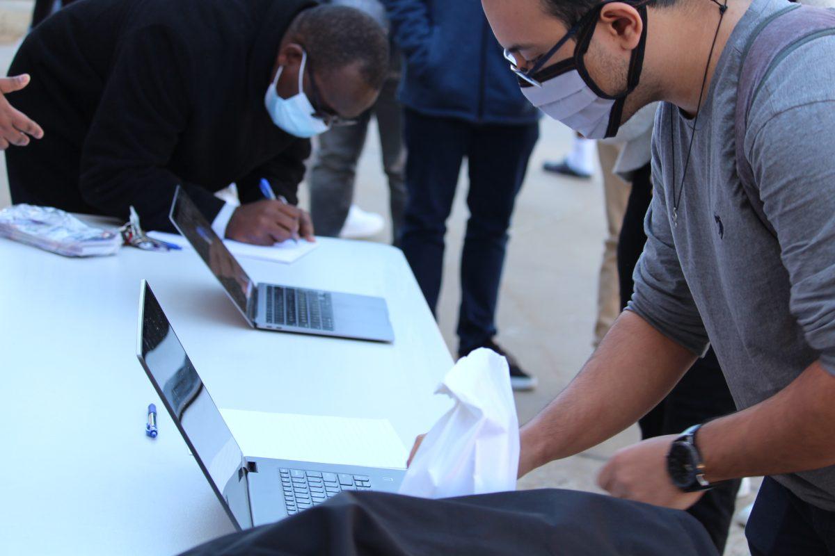 AAAS Petition signing