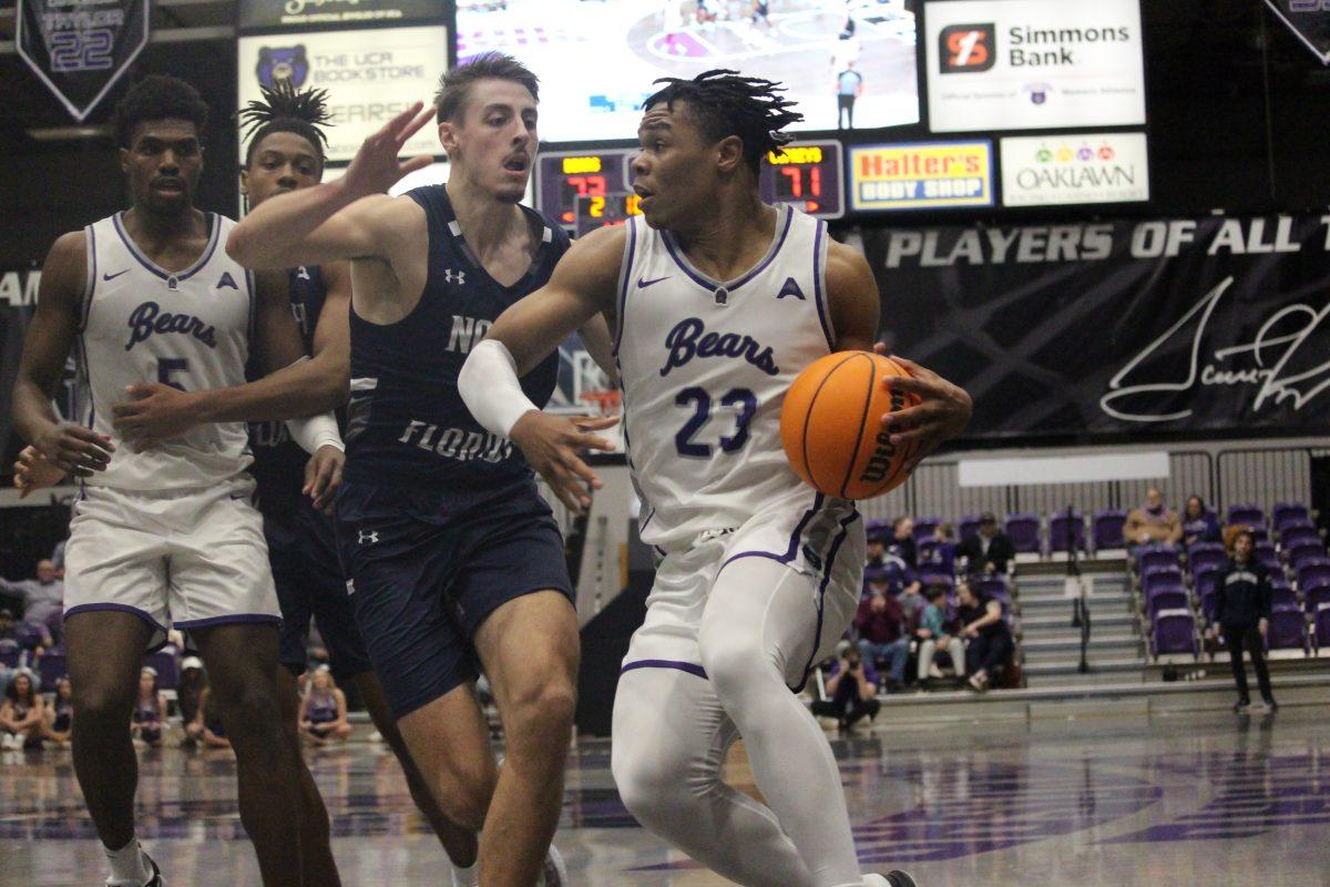 Sophomore guard Camren Hunter moves past North Florida for a jump shot in the final three minutes. Hunter ended the game with a total of 24 points.