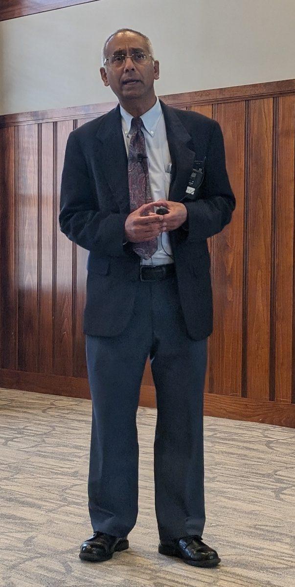 Provost candidate Vedaraman Sriraman speaks at a campus forum. Sriraman visited UCA on March 5.