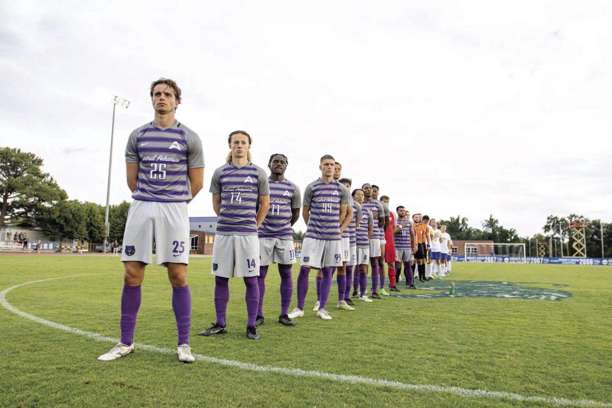 The UCA men’s soccer team lines up before the game. This was theBears’ first loss against Queens’ in program history.(photo courtesy of ucasports.com)