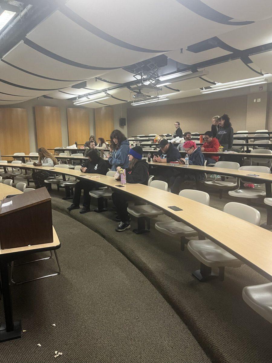 The film club gathers together in Stanley Russ Hall for a movie night. This was the first movie night of the
semester for the club.