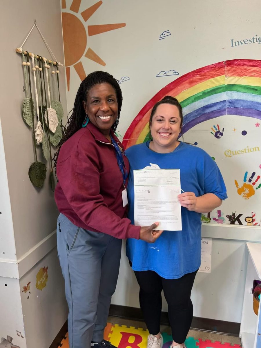 (Left to right) Janice Daniels, McKinley Hess receiving a grant from Arkansas Community Foundation. Conway Cradle Care gets most of its daycare
funding from the Arkansas School Readiness Assistance program, which faces funding cuts and long waitlists for applicants.
